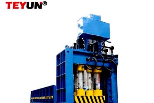 Choosing a Professional Scrap Metal Shear Manufacturer: Engineering for Performance