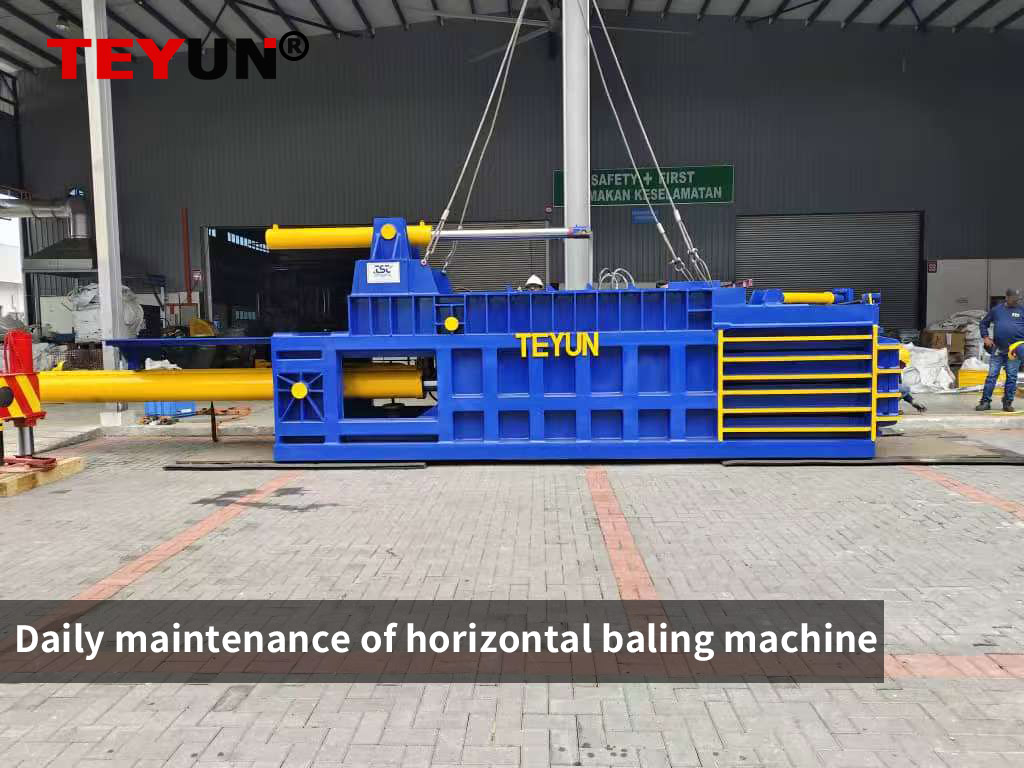 Daily maintenance of horizontal baling machine